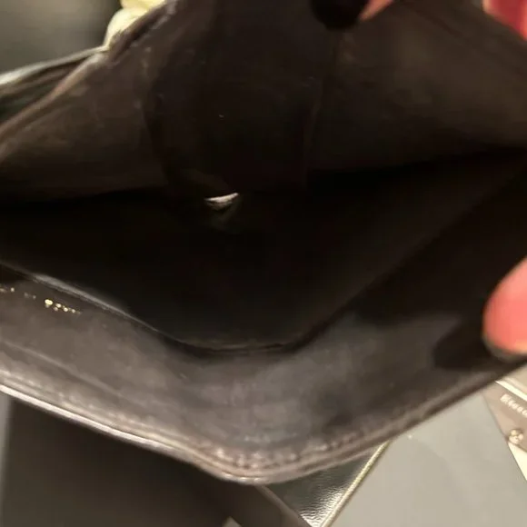 Black CHANEL PATENT LEATHER Wallet Double CC Short - Picture 11 of 16